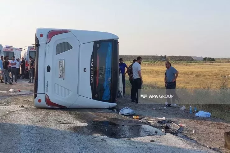 Yol polisi Zaqatala-Bakı avtobusunun qəzaya uğraması ilə bağlı MƏLUMAT YAYDI 