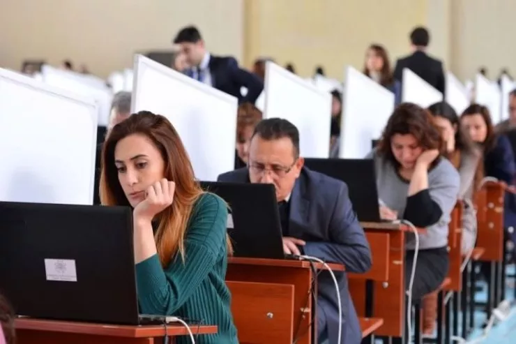 Müəllimlərin  işə qəbulu üzrə test imtahanı başladı