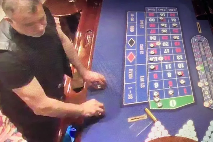 Saxlanılan Haluk Leventin  kazinodakı fotoları   yayıldı