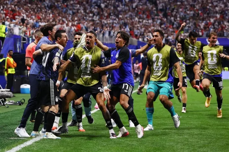 DÇ-2026:  Argentina finalda!