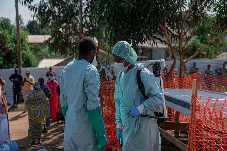 Konqoda Ebola xəstələri xəstəxanaya hücumdan  sonra qaçıblar