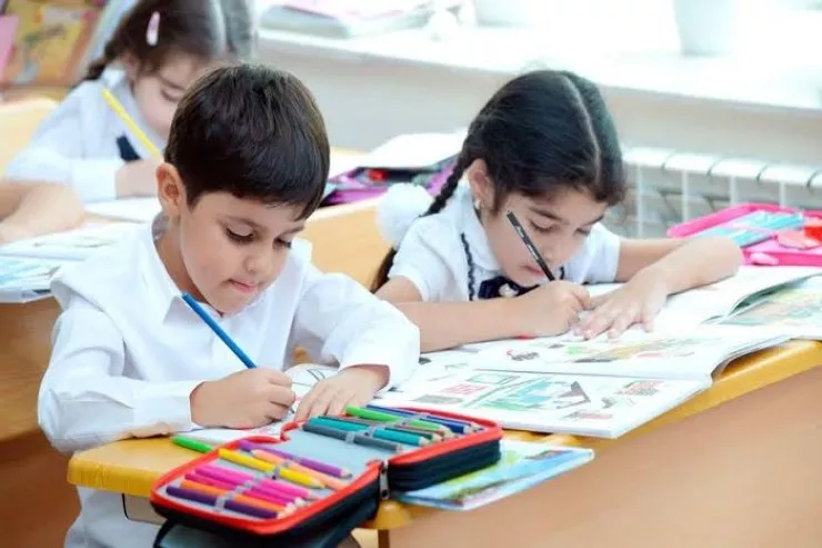 Beş yaşlıların məktəbə qəbulu  başlayır