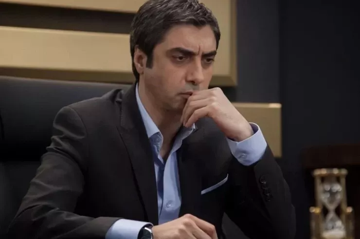 “Polat Alemdar” uzun fasilədən sonra üzə çıxdı  – Son görünüşü gündəm  oldu