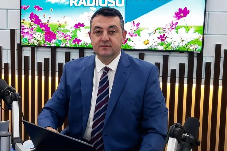 Notarius alim məhkəmə zalında həbs edildi:  külli miqdarda YEYİNTİ 