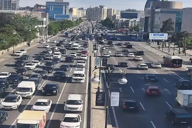 Bakıda bu yollarda sıxlıq var - SİYAHI 