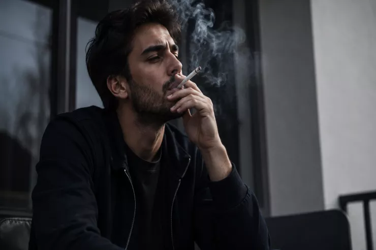 Yuxuda siqaret çəkmək  nə deməkdir?