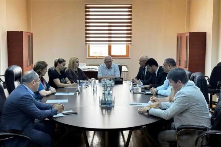 FHN yanında İctimai Şuranın iclası keçirilib