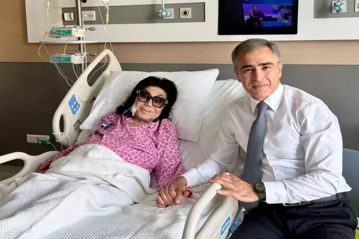 Flora Kərimova Mehriban Əliyevaya TƏŞƏKKÜR ETDİ 