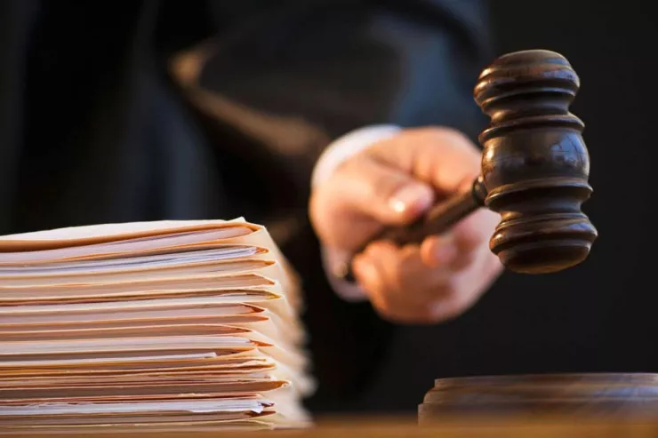 Bakıda 12 il əvvəl  qətl törədən Hüseynə HÖKM OXUNDU 