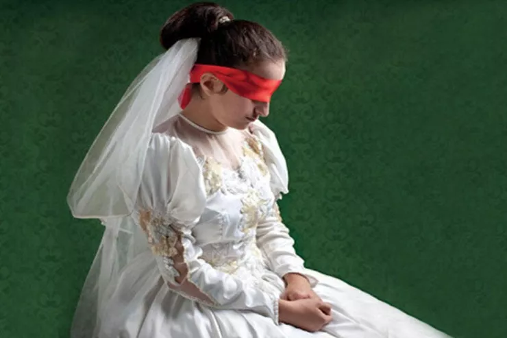 Evlənmək istəməyən  16 yaşlı qız bıçaqlandı