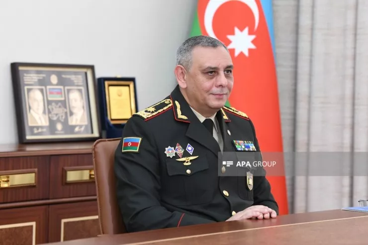 Məqsəd savad əldə etməkdir, ya əsgərlikdən yayınmaq? - General xaricdə oxuyanlardan  DANIŞDI