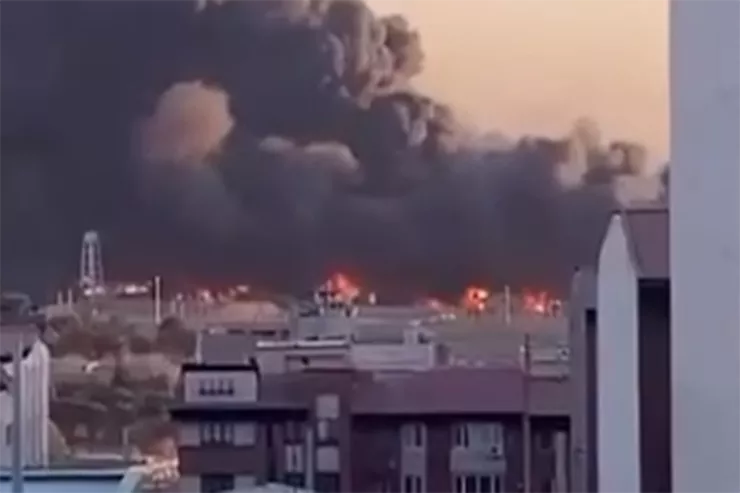 Tehranda hava limanı vuruldu - VİDEO 