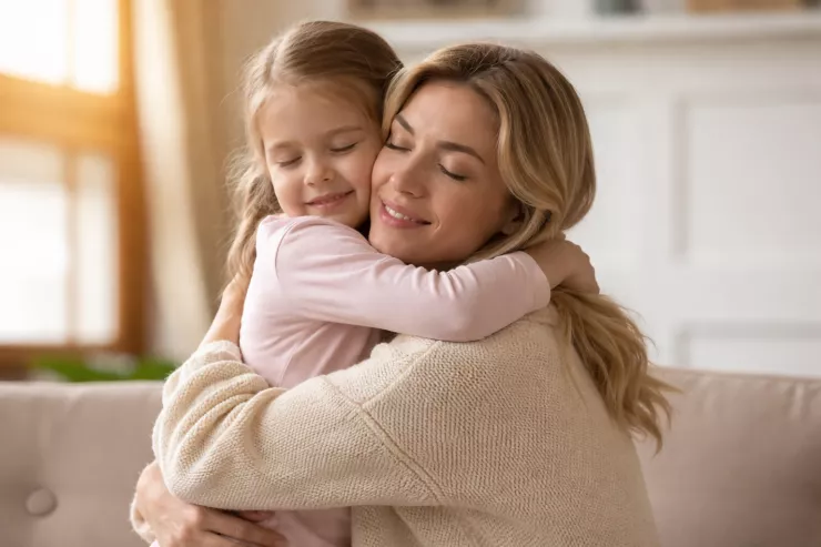 Niyə uşağı gündə ən azı 8 dəfə qucaqlamaq lazımdır? 