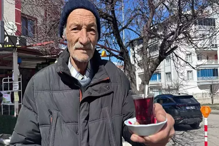 34 ildir yalnız çay və qazlı içki içə bilir: Həkimlərin belə həll edə bilmədiyi  sirr