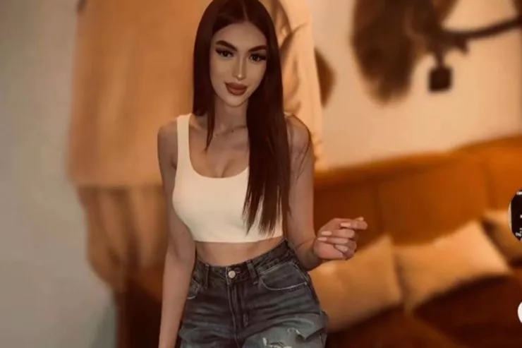 Canlı yayımda söyüş söyən tiktoker TUTULDU 