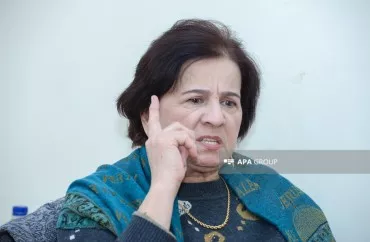 Əməkdar artist Gülşad Baxşıyeva