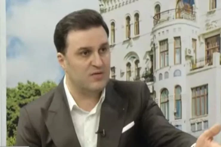 “Reytinq xatirinə efirdə təpik atdırmaq  düzgün deyil” - Müğənni Emil Məmmədov