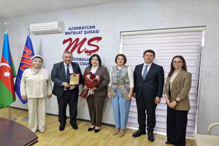 Billurə Hacızadə 50 illiyi  münasibətilə Mətbuat Şurasında təltif olundu