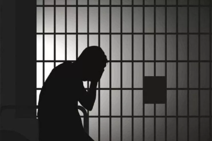 Bakıda adam öldürən həbsdə vəfat etdi, məhkəmə işə xitam verdi 