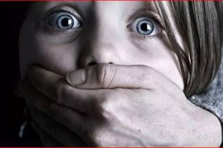 Məktəblini oğurlamışdı,  təcridxanada özünü öldürdü 