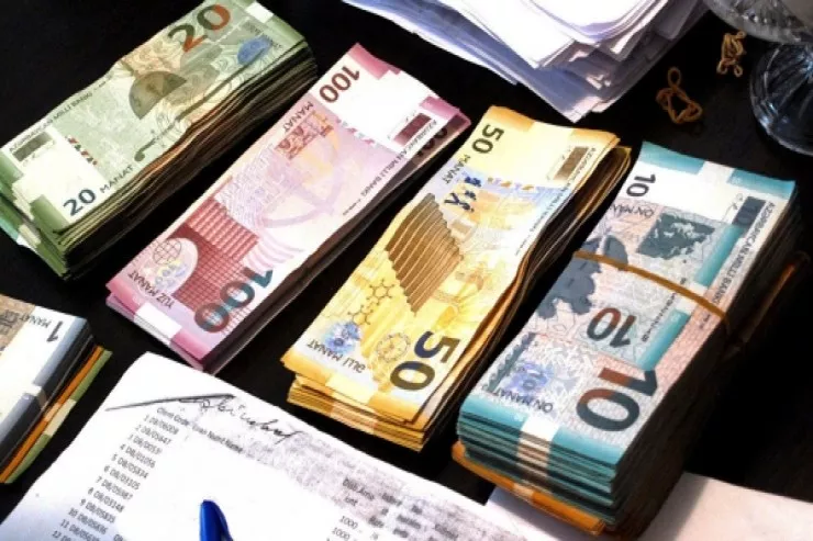 Azərbaycanın bu dövlət orqanlarının rəhbər işçilərinin  yeni vəzifə maaşları - FƏRMAN  - SİYAHI 