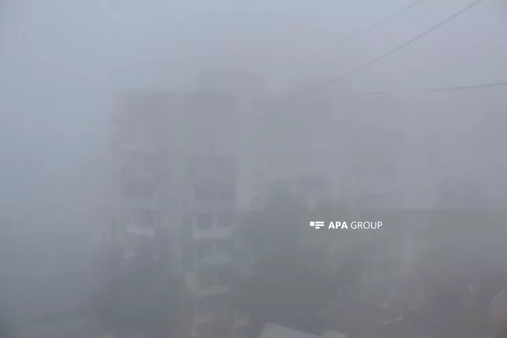 Yağış yağıb, külək əsib, duman olub