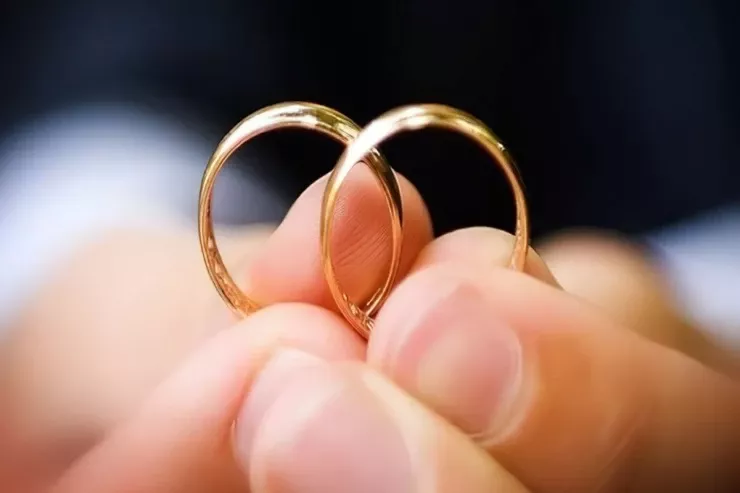 80 yaşlı qayınanası ilə  evləndi: qəribə evliliyin  səbəbi   nə olub?