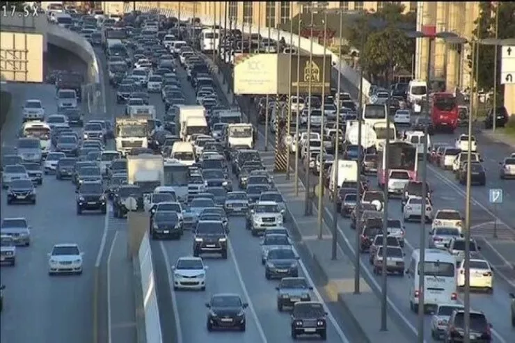 Bakıda tıxacların  azaldılması üçün 3 strateji yol layihəsi  