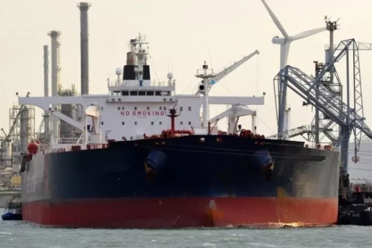 Türkiyəyə məxsus neft tankeri DRONLA VURULDU 