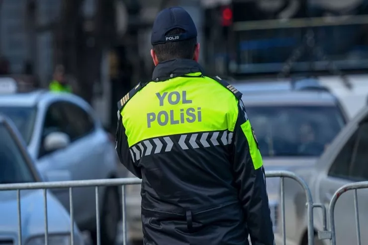 Yol polisi rayonlardan Bakıya qayıdan sürücülərə MÜRACİƏT 