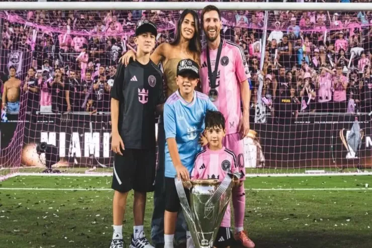 Messinin həyat yoldaşından ETİRAF:  evlərində qeyri-adi "muzey"  var - Leonun kubokları  deyil