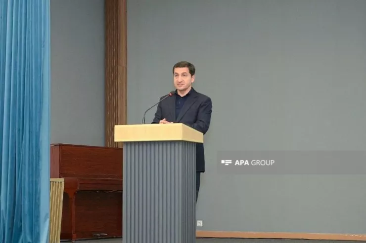 Hikmət Hacıyev:  Qarabağda mina problemi ən ciddi humanitar çağırış olaraq qalır
