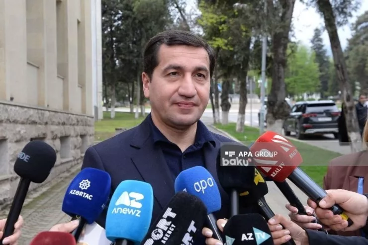 Azərbaycan Prezidentinin köməkçisi - Prezident Administrasiyasının Xarici siyasət məsələləri şöbəsinin müdiri Hikmət Hacıyev
