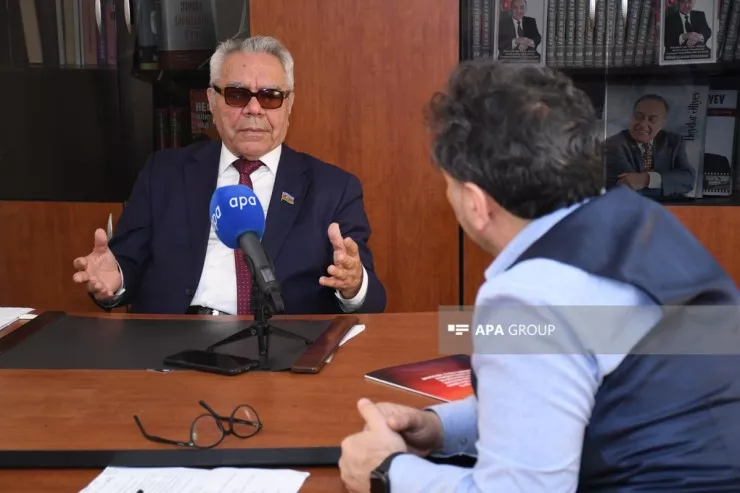 “Biz görməmişik ki, kimsə arvadını döysün, o da çıxıb getsin” – DEPUTAT 