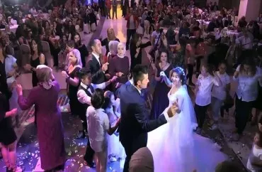 Mayda toy edənlər...