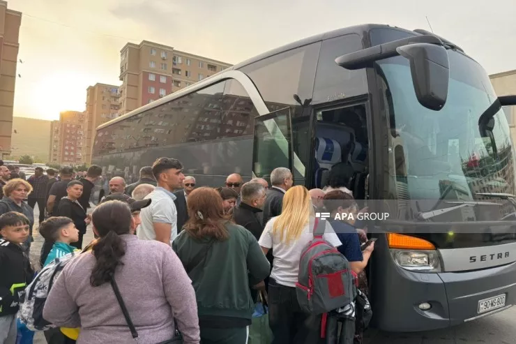 Zəngilan şəhərinə və Cəbrayılın Şükürbəyli kəndinə köç karvanları  yola salındı