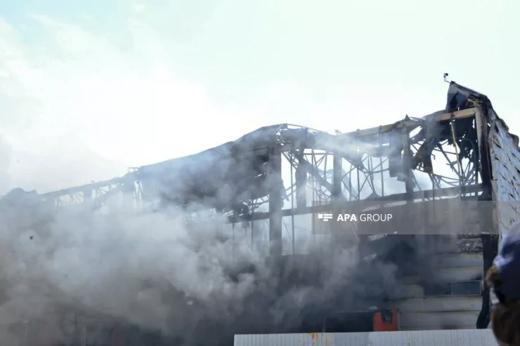 Lökbatanda yanğında anbarın 21 min kvadratmetri yanıb