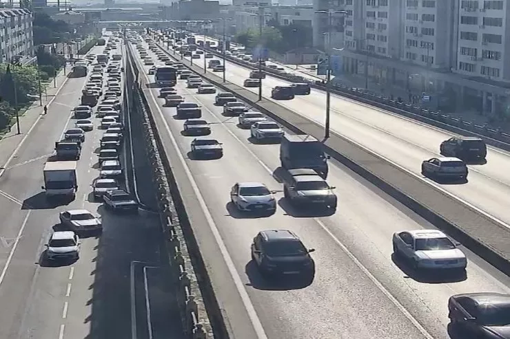 Bakıda bu yollarda sıxlıq var - SİYAHI 
