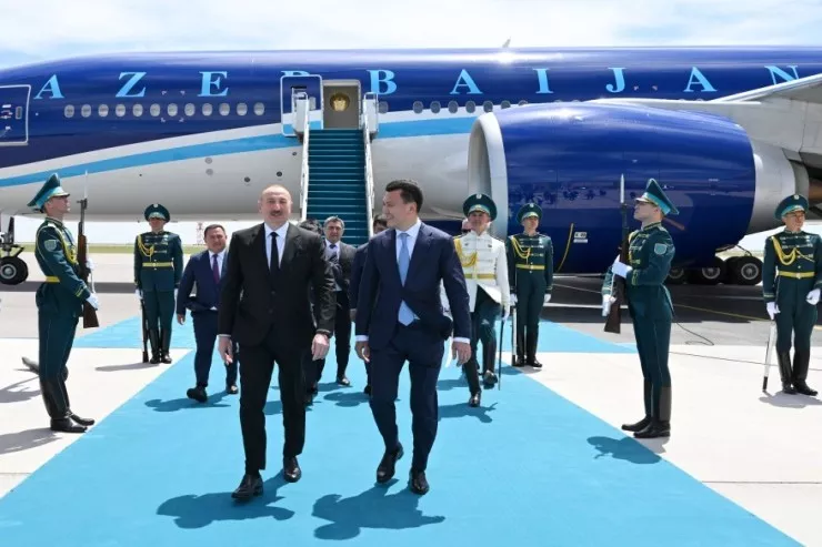 İlham Əliyev Qazaxıstana getdi - FOTOLENT 