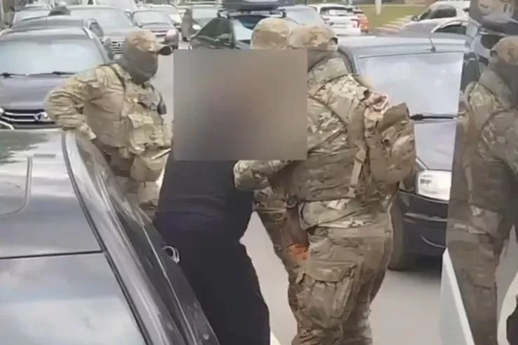 Ölkəyə "nəzarət"  edən erməni "qanuni oğru" tutuldu