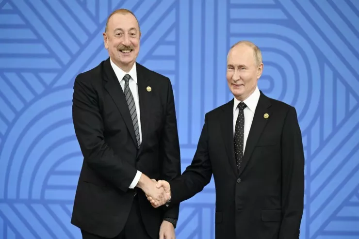 Putin İlham Əliyevi təbrik etdi 