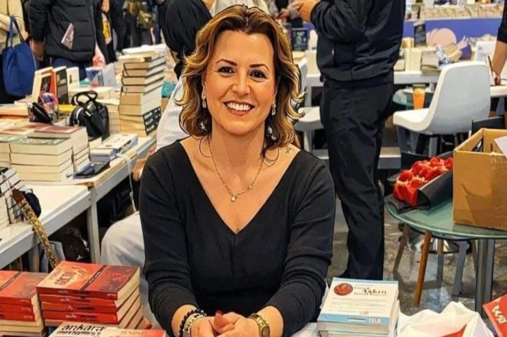 Türkiyədə yazıçı mirasa görə  öldürüldü, qardaşı oğlu TUTULDU