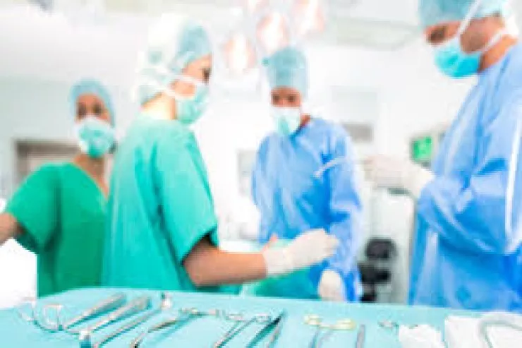 Gənc qadının plastik əməliyyat zamanı  ürəyi dayandı – DETALLAR 