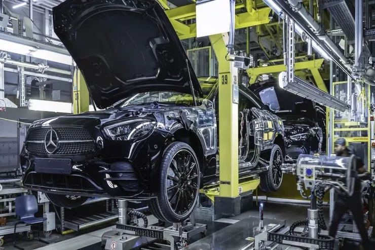 "Mercedes-Benz" şirkəti ABŞ bazarını tərk edə bilər 