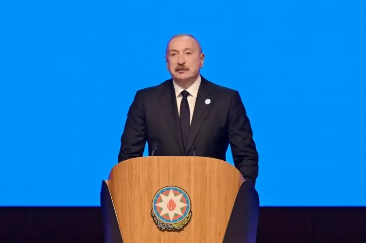 Prezident:  İslam həmrəyliyinin gücləndirilməsi üçün birləşdirici rol oynayırıq