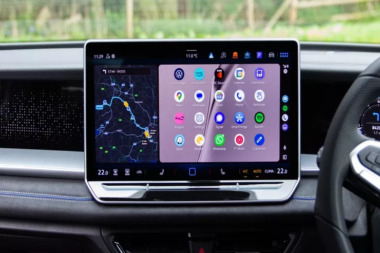 “Google” “Android Auto”dakı aylardır davam edən problemi  həll edir