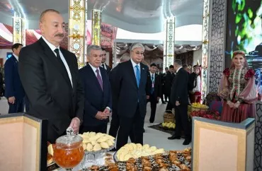 İlham Əliyevin Türkmənistan səfərindən MARAQLI FOTOLAR