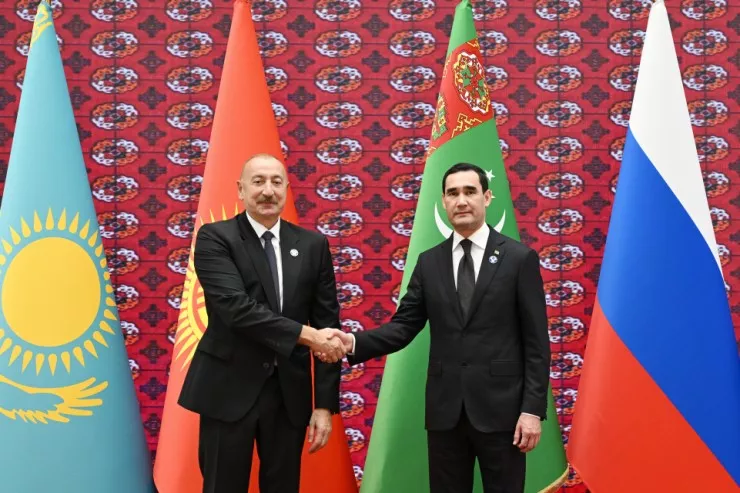 İlham Əliyev  MDB Dövlət Başçıları Şurasının iclasında iştirak etmək üçün “Avaza” Kompleksinə gəlib