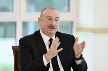 İlham Əliyev:  Azad...