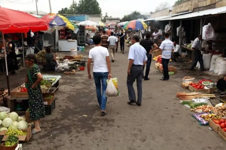 Həkimləri söydü, ustanı bıçaqladı - Ağstafa bazarını bir-birinə qatan  TUTULDU